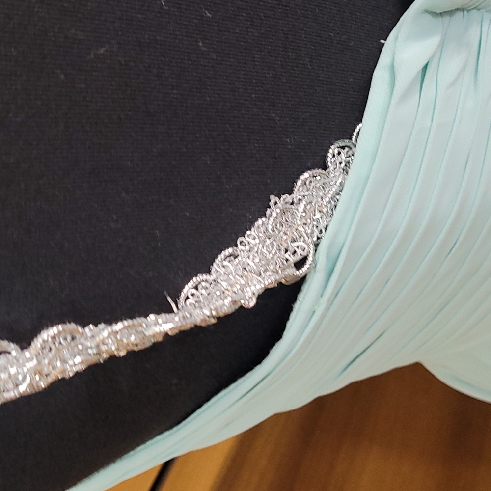 NEW! Allure Prom / Formal Mint Long Dress - Picture 4 of 9